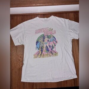 Vintage like women’s graphic tee